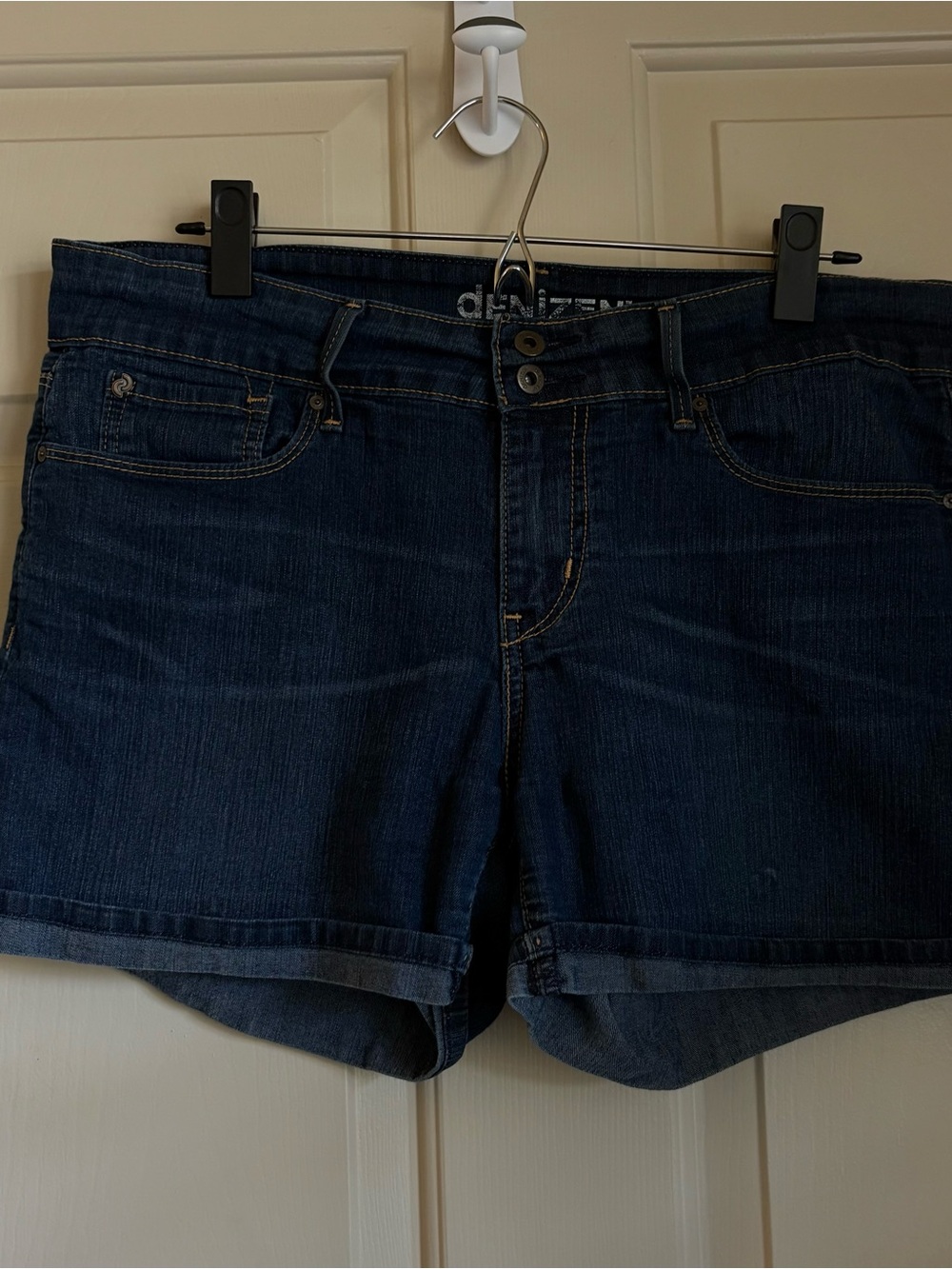 Denizen Levis Dark Wash Stretch Denim Cuffed Shorts Stretch Coastal Grandma